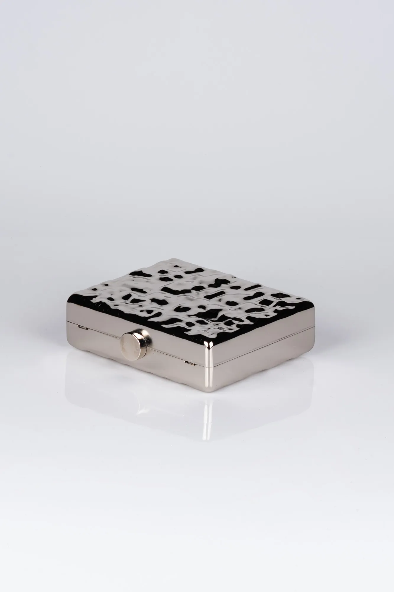 Silver-Metal Box Bag V678