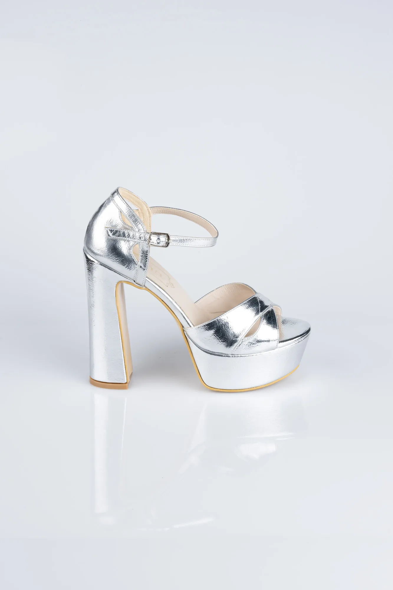 Silver-Skin Evening Shoe MJ4316