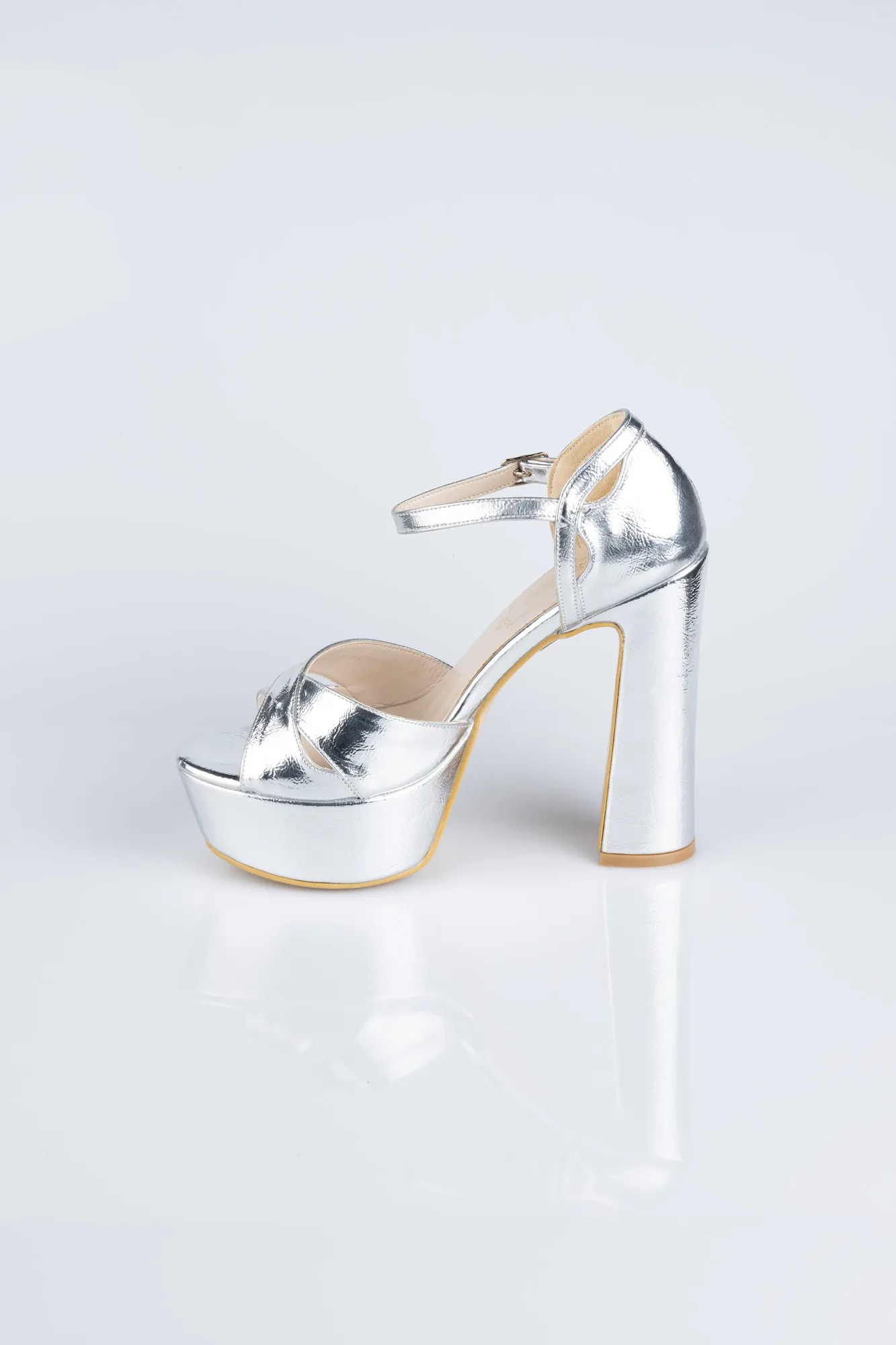 Silver-Skin Evening Shoe MJ4316