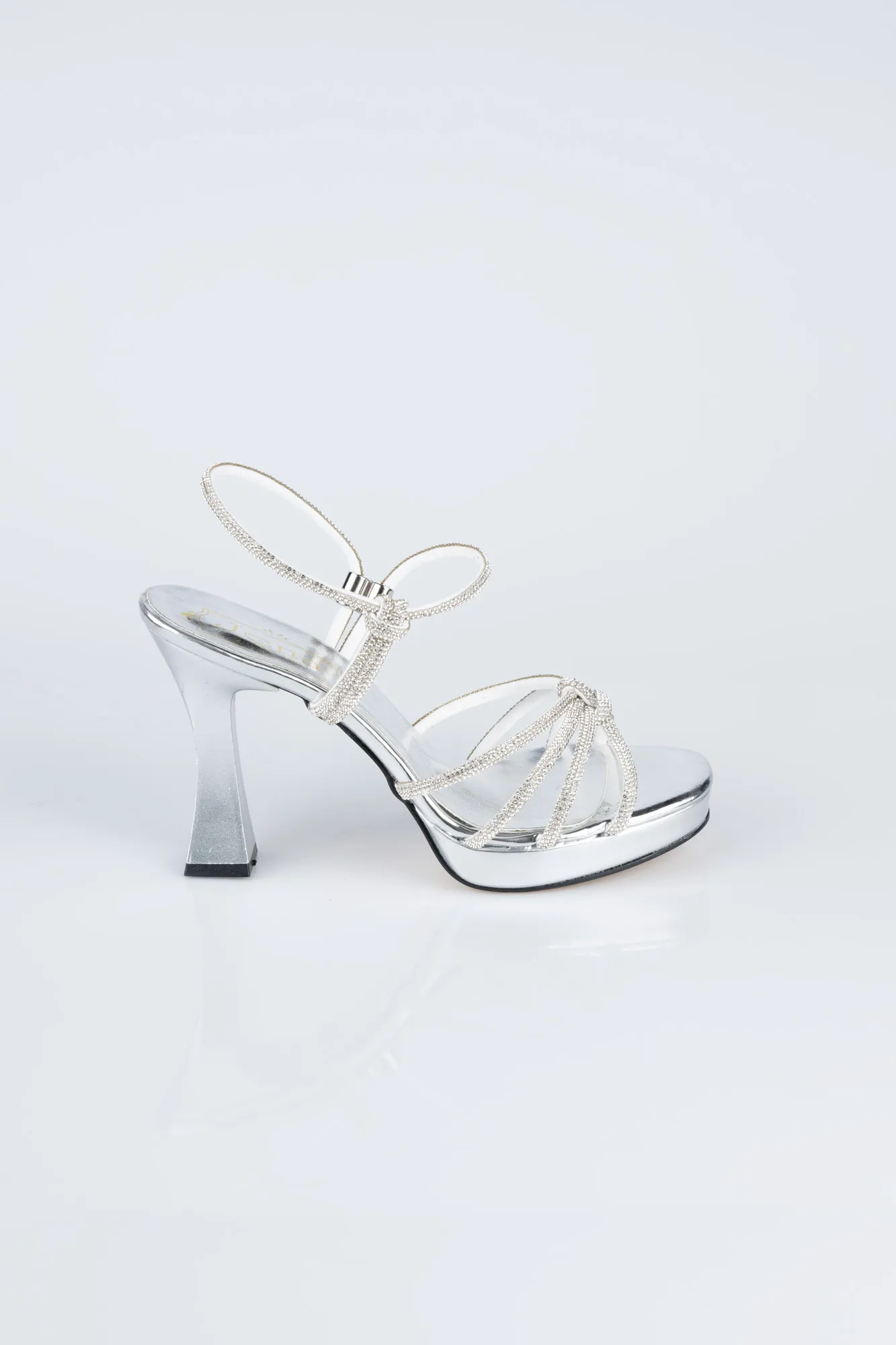 Silver-Stony Evening Shoe MJ2401