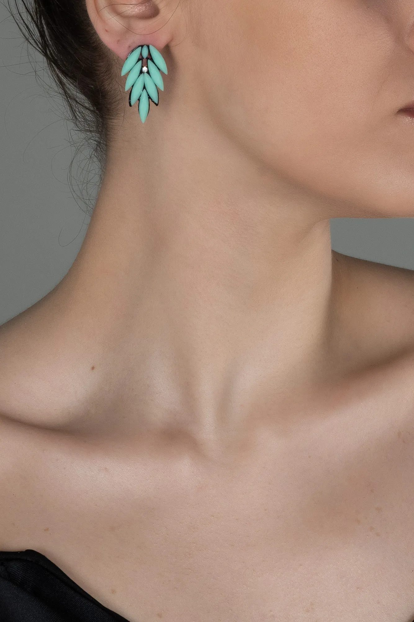 Turquoise-Earring UK452